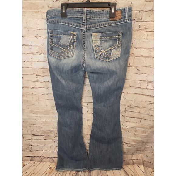 BKE Jeans Size 31 33" Inseam Distressed Jeans - Picture 3 of 3